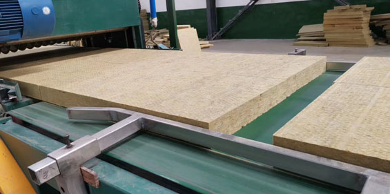 屋面巖棉保溫板